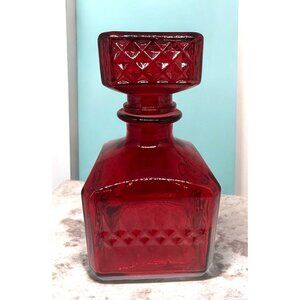 Vintage-Inspired Red Glass Decanter With Diamond Pattern & Stopper